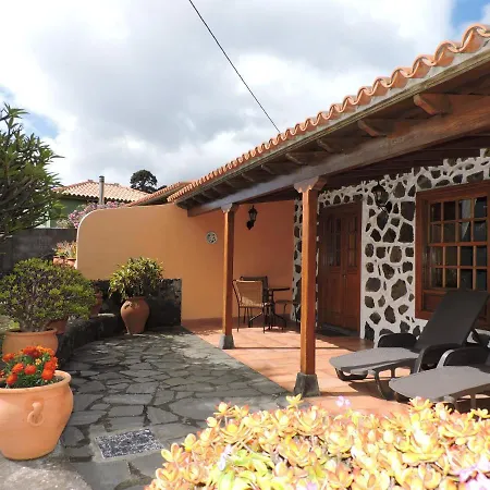 Casitas Armary, En San Isidro, *