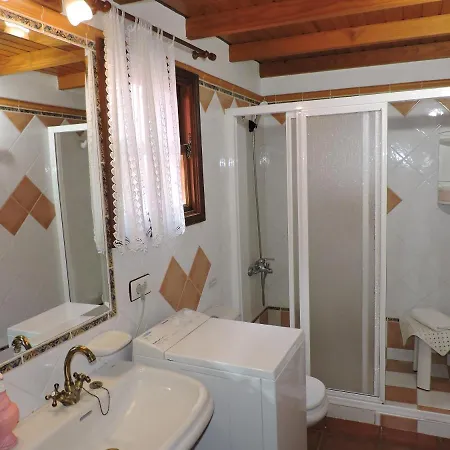 Casitas Armary, En San Isidro, *