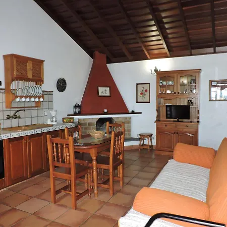 Holiday home Casitas Armary, En San Isidro, Brena Alta