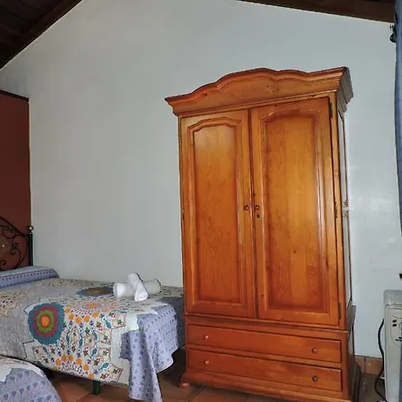 Casitas Armary, En San Isidro, * Breña Alta